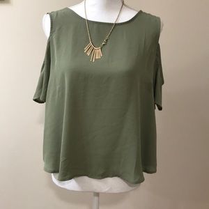 NWT Active USA Cold Shoulder Blouse